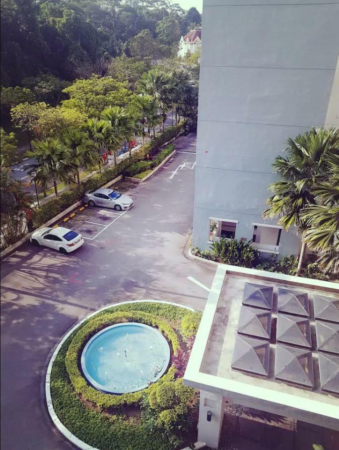 Oriental Tropics Private Forest View